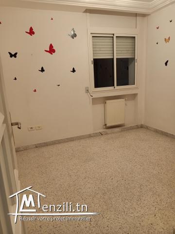 S+2 très propre à Menzah 7Bis