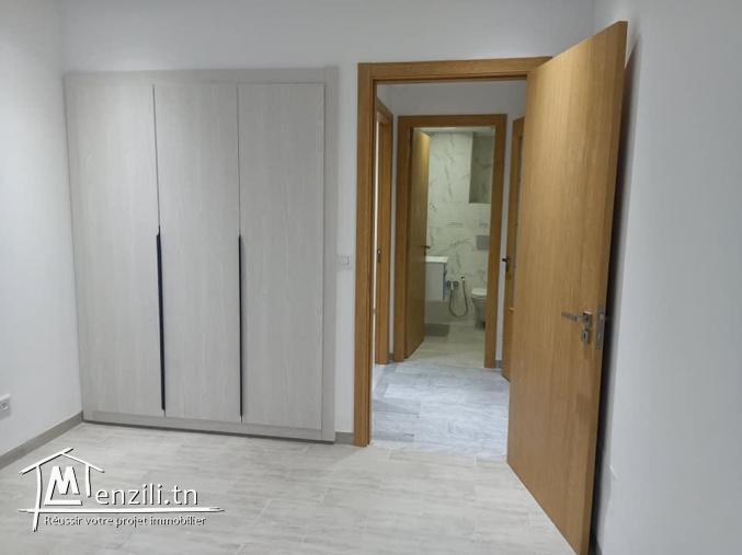 Luxueux S+2 Jamais Habité à Ennasr 2