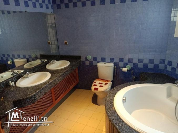 Etage de Villa Meublé à Menzah 9A