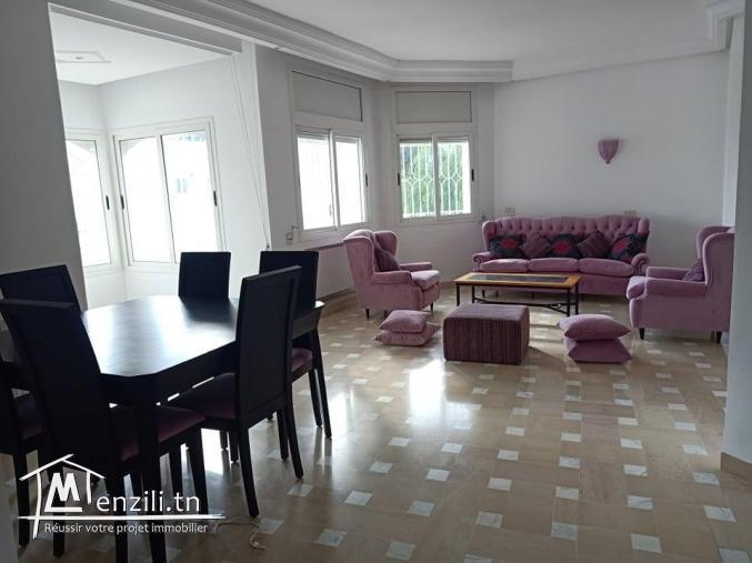 Etage de Villa Meublé à Menzah 9A