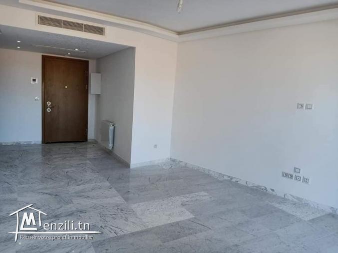 Luxueux S+3 tout neuf avec terrasse à Ennasr 2