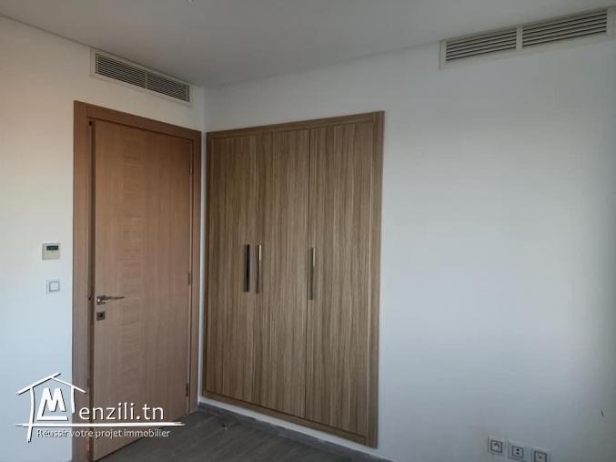 1 100 DT Luxueux S+2 Tout Neuf à Ennasr 2