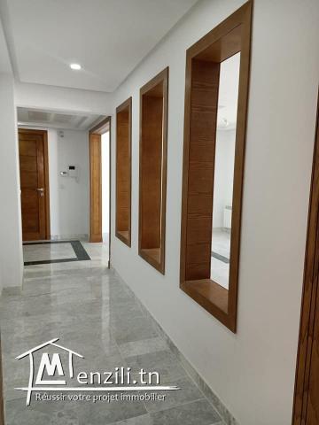 uxueux S+2 Jamais Habité à Menzah 9C