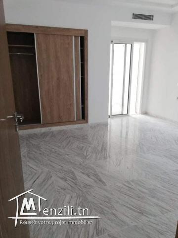 Luxueux Appartement S+4 Neuf de 232 m² à Ennasr 2