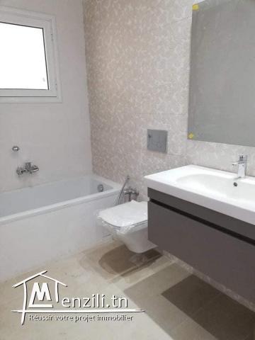 Luxueux Appartement S+4 Neuf de 232 m² à Ennasr 2