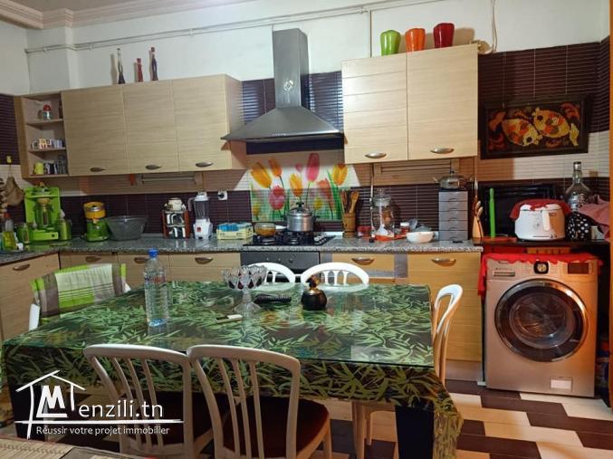 Duplex S+3 avec entrée indépendante et jardin privatif à Soukra