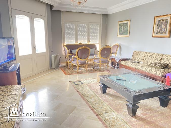 Spacieux S+3 de 140m² à Ennasr 1