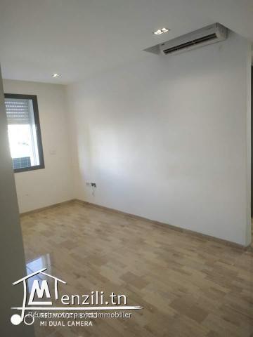 bureau tt neuf s+2 à menzah 5