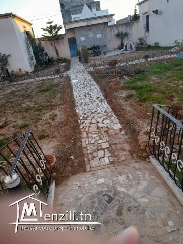 Un terrain siégé 520m² a ariana raoued près de la poste raoued