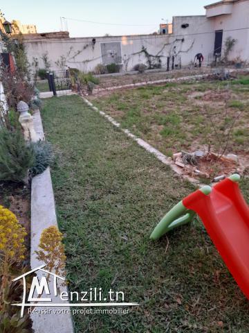 Un terrain siégé 520m² a ariana raoued près de la poste raoued