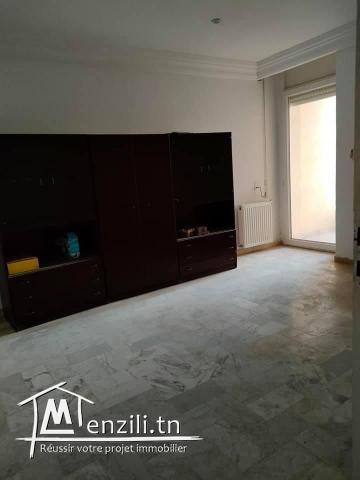 bureau réception de haut standing à centre urbain nord 340md