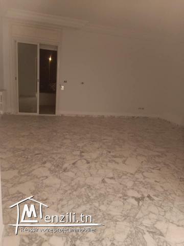 vente d'un Appartement S+4