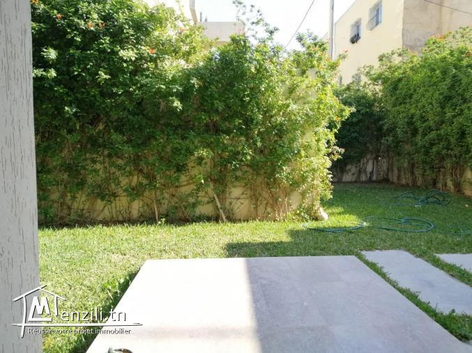 la Soukra Choutrana 2 Villa S+4 standing  Moderne grand Jardin