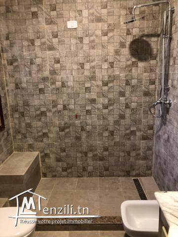 Etage de Villa à Menzah 5 180 m2