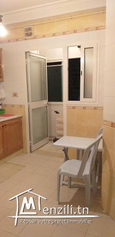 A vendre S+ 2  avec meubles à ENNASR 2 (Ave Hédi Nouira)