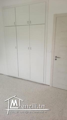 A louer un appartement S+3 neuf