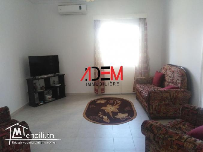 Une grande villa avec une vue mer