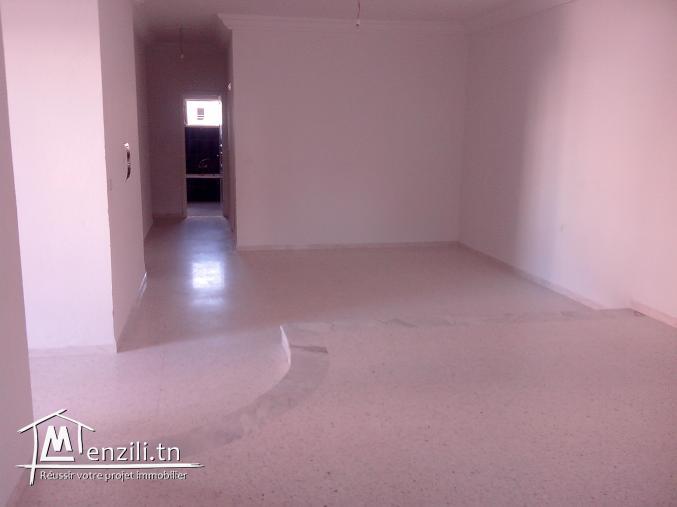 Villa 1er Etage  en face de la cité ben Mahmoud