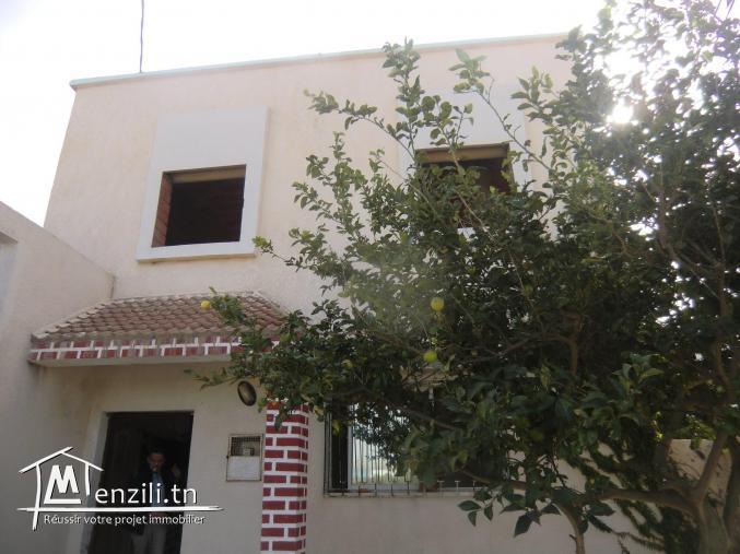 belle villa a vendre distance a la plage 400m situé a dar allouch