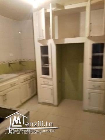 une Villa  à louer à El Omrane Supérieure 