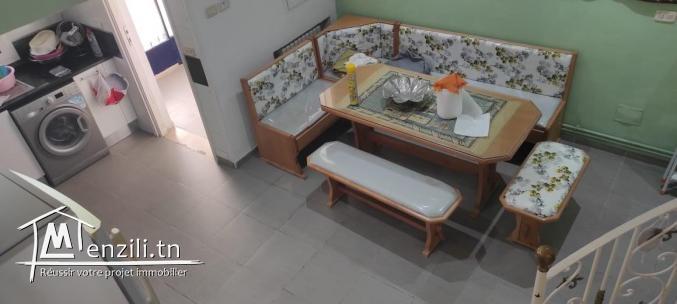 Un magnifique  triplex  à Cité_el_ghazela