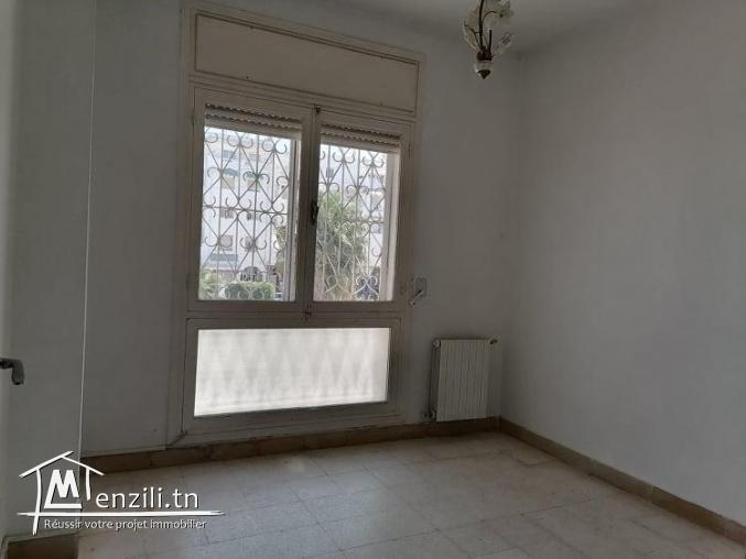 a louer s+3 cité hedi nouira ariana