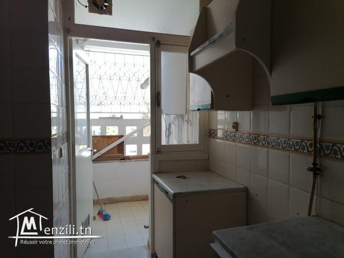 a louer s+3 cité hedi nouira ariana