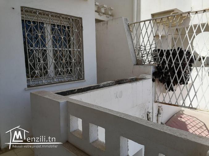 a louer s+3 cité hedi nouira ariana