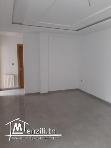 Residance froui : appartement a vendre s+3 hammam chatt vue sur mère