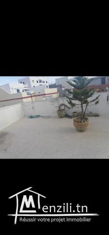 Maison à deux étages indépendants