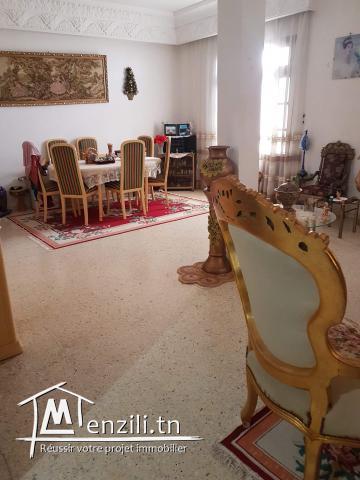 Villa , 3 appartements et un studio