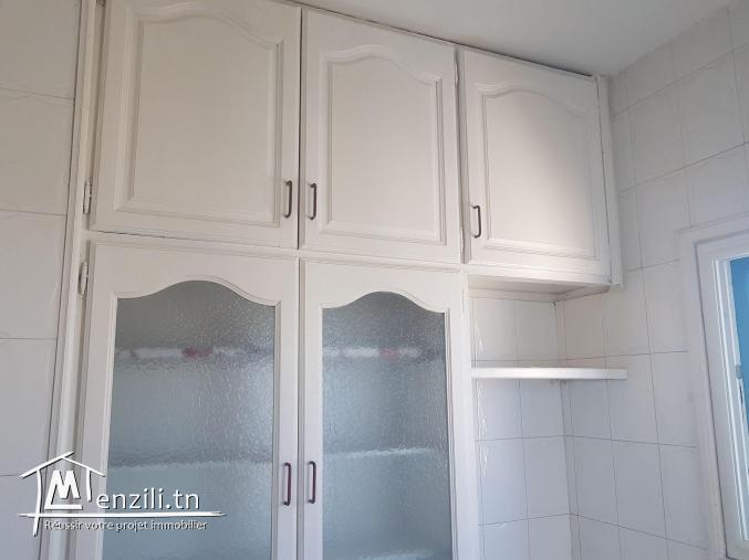 A vendre un bel appartement à Ezzahra