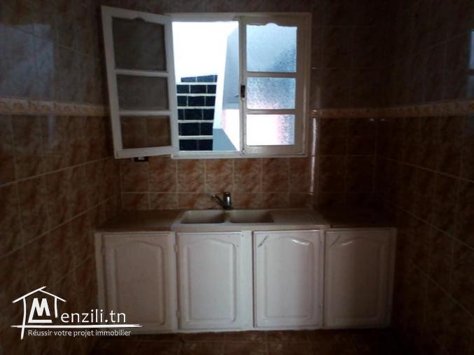 Maison a 2 étages a vendre