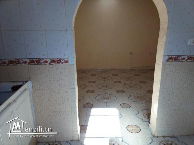 Maison a 2 étages a vendre