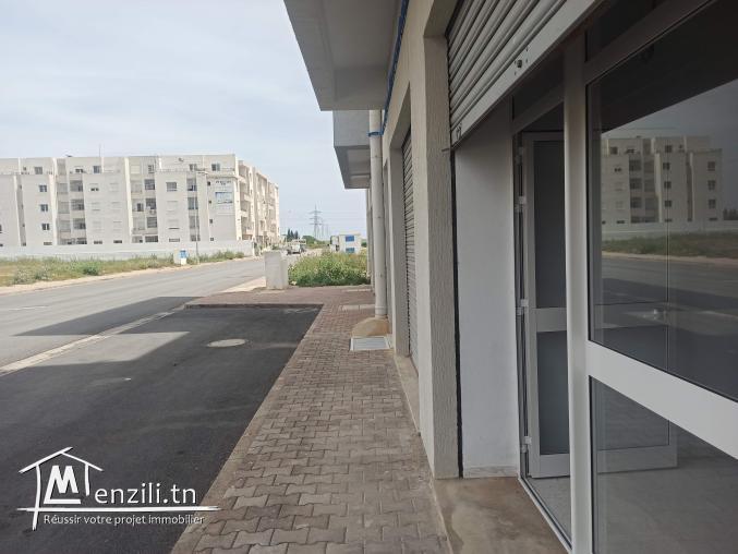 Local commercial à louer à mourouj 6