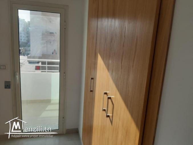 Appartement S+3 wahat L'aouina
