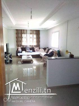 A vendre  villa  3 niveaux indépendant  borj cedria