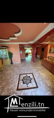 Belle villa pied dans l’eau