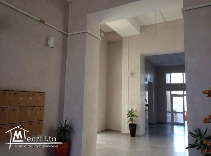 Duplex S+3 bon standing à SOUSSE VILLE qui vous offre le confort et le calme.