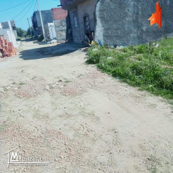 une maison indépendante  avec garage  à kelibia ,quartier habitable asemer