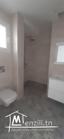 VILLA à Ennassr cité Fawez