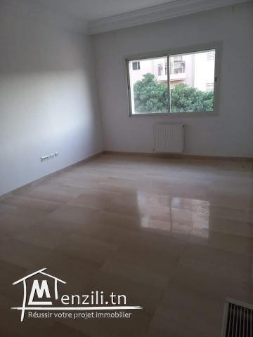 Apparemment a louer ennasr 1