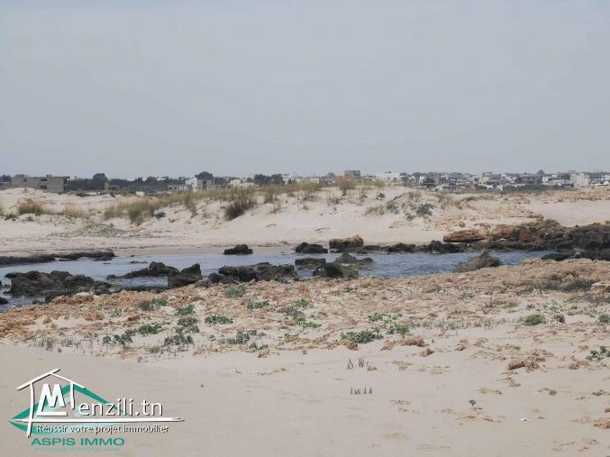 VT597:Trois lots de terrain à plage Kerkouene