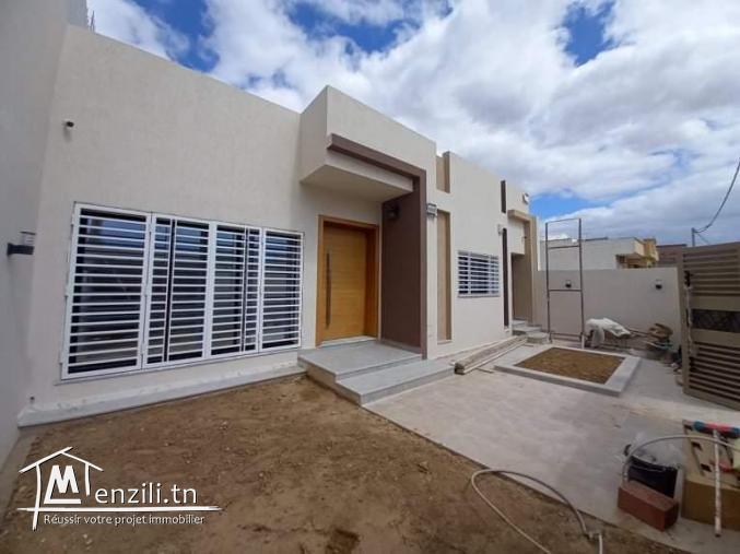 Une belle villa à vendre à nabeul 550 milles