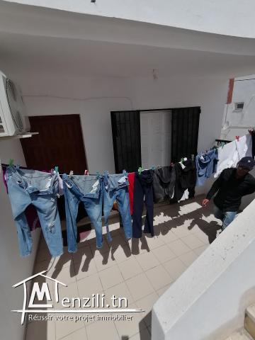 a vendre une  maison composé de 3 appartements