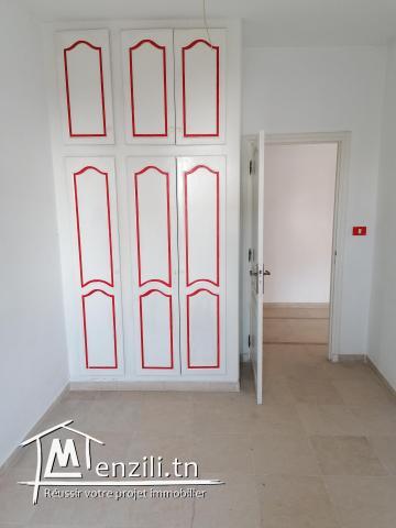 Villa spacieuse a deux étages indépendantes