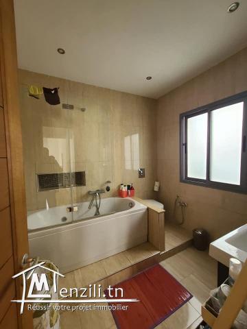 A vendre villa à l'aouina