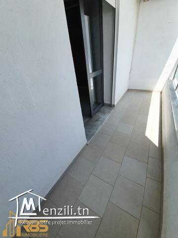 Etage de villa de type s+3 à sahloul