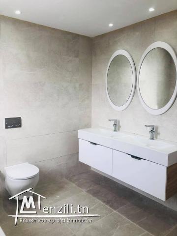 a vendre à hammamet villa de 400m² de bâti sur terrain de 900m²