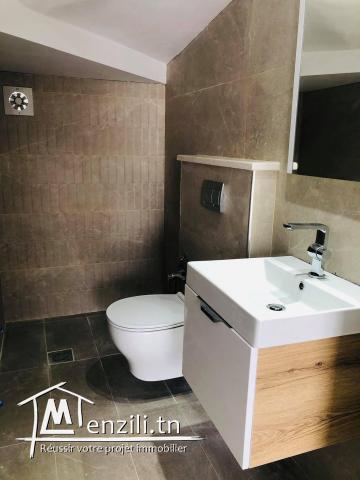 a vendre à hammamet villa de 400m² de bâti sur terrain de 900m²